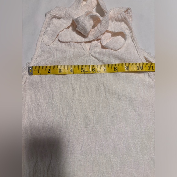 Ivory lace tie back tank, from online boutique, XL - Picture 6 of 8